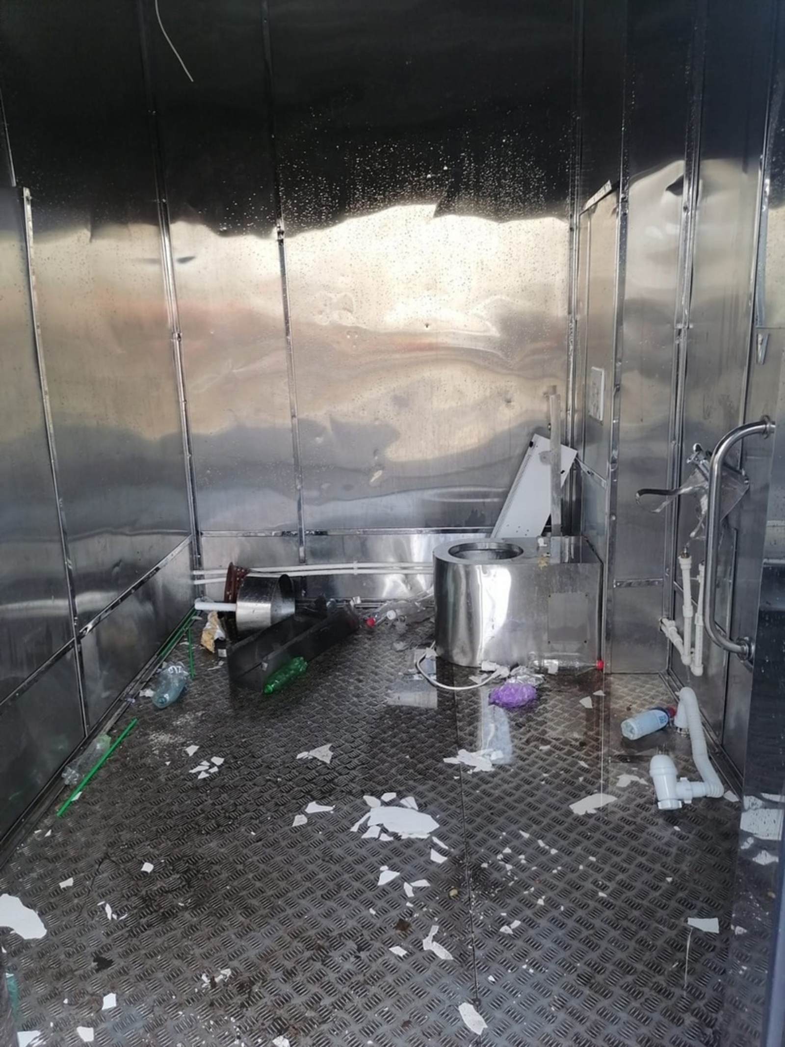 Вандалы, устроившие погром в Центральном парке Ишимбая, отправятся на СВО