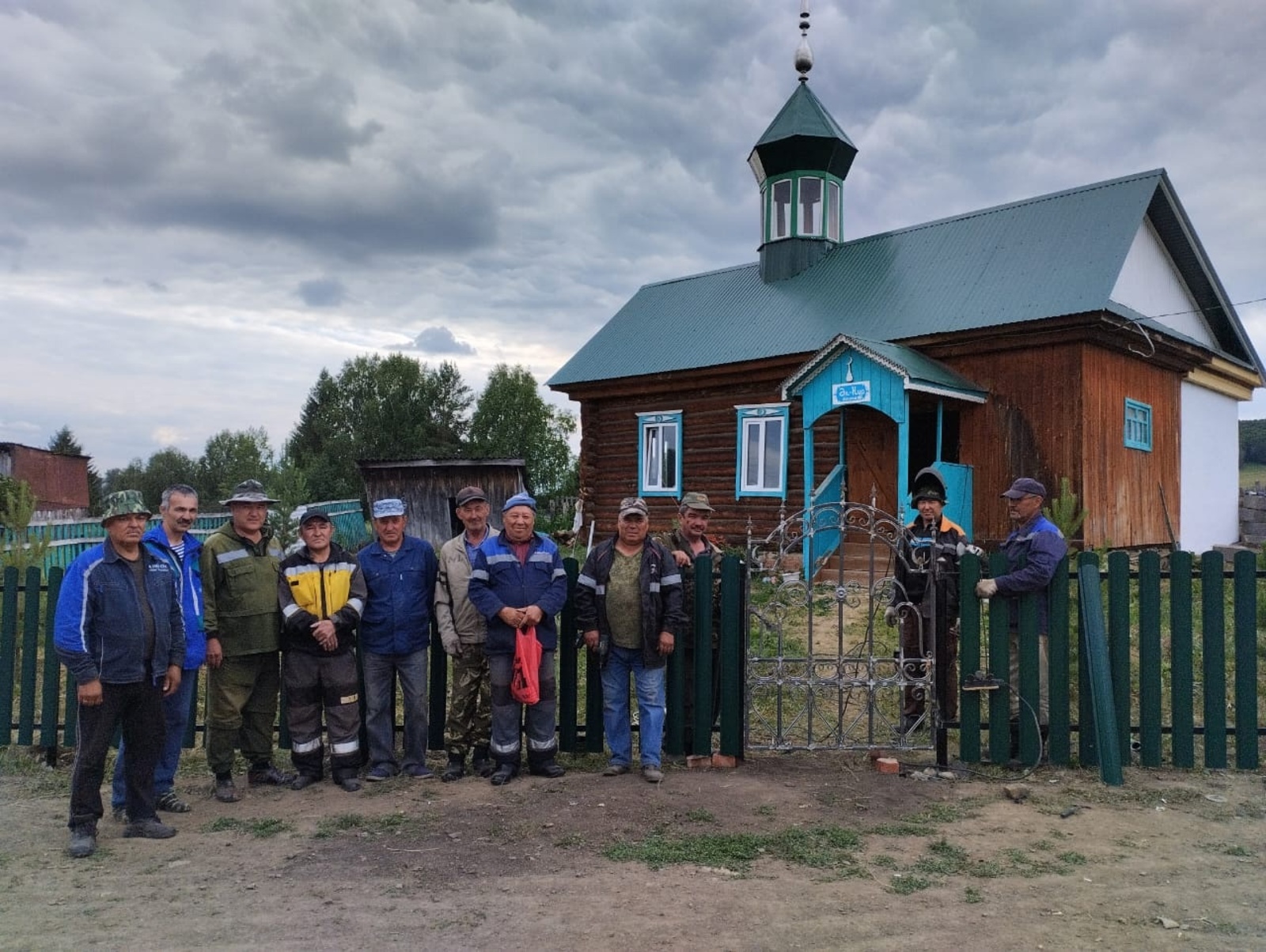 Жители Исякаево возвели пристрой к мечети
