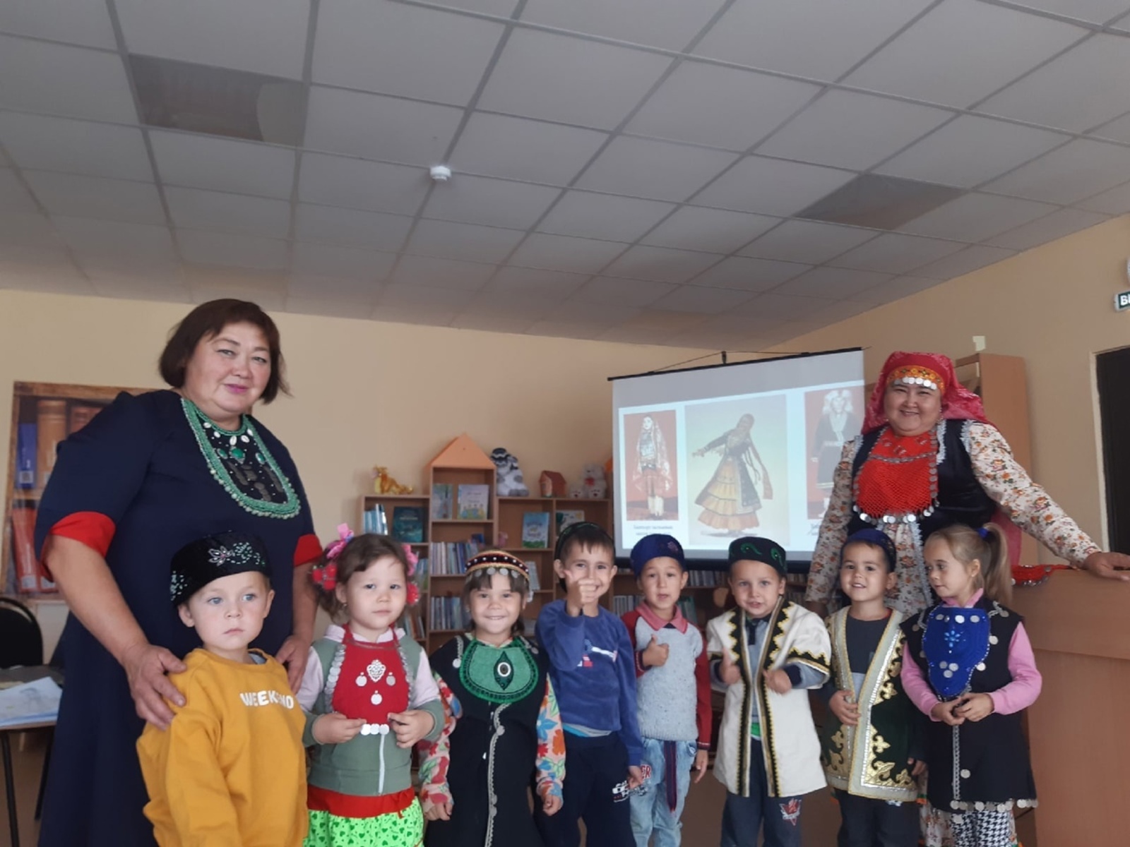 В Иткуловской сельской библиотеке провели фольклорный час