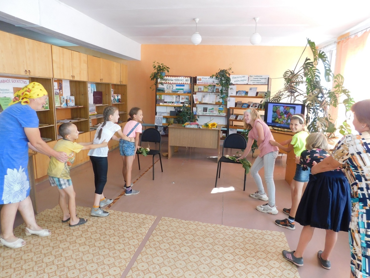 Петровская сельская библиотека провела хоровод загадок