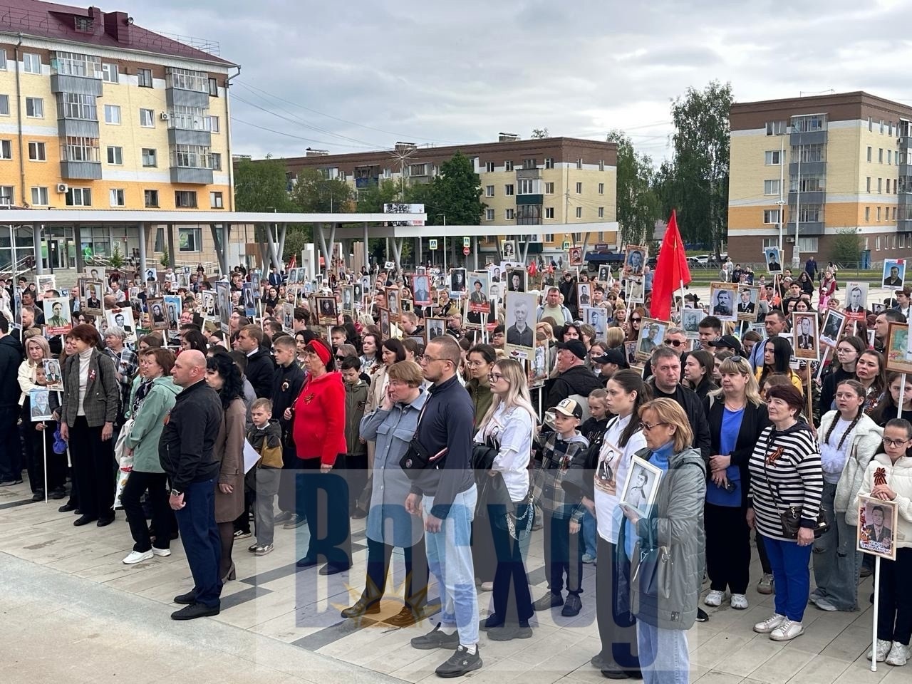 Ишимбайцы присоединились к шествию Бессмертного полка