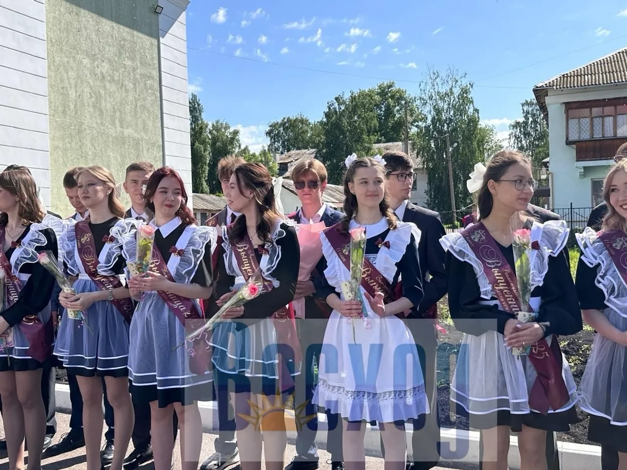 Прозвенел Последний звонок!