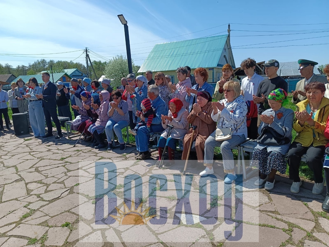 В Сайраново появился новый памятник