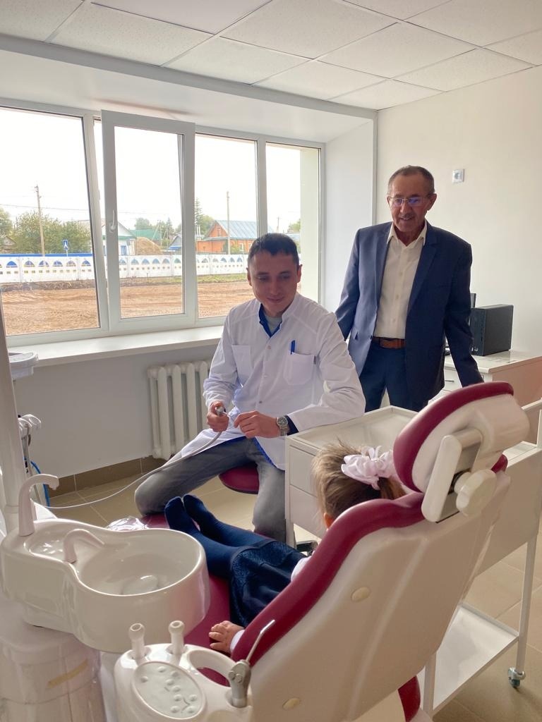 В школе Ишимбайского района появился новый стоматологический кабинет