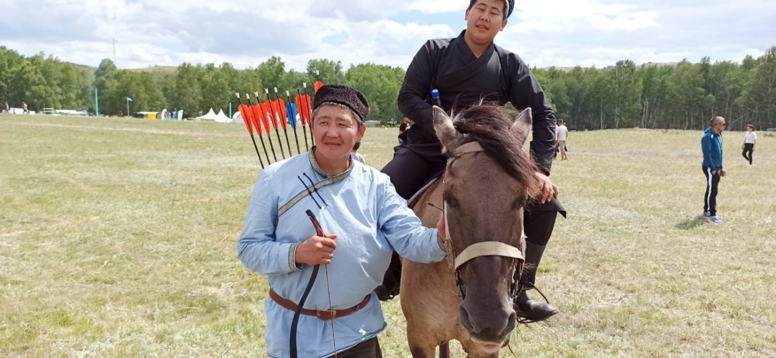 Лучники соревновались на празднике башкирской лошади пешком и на коне