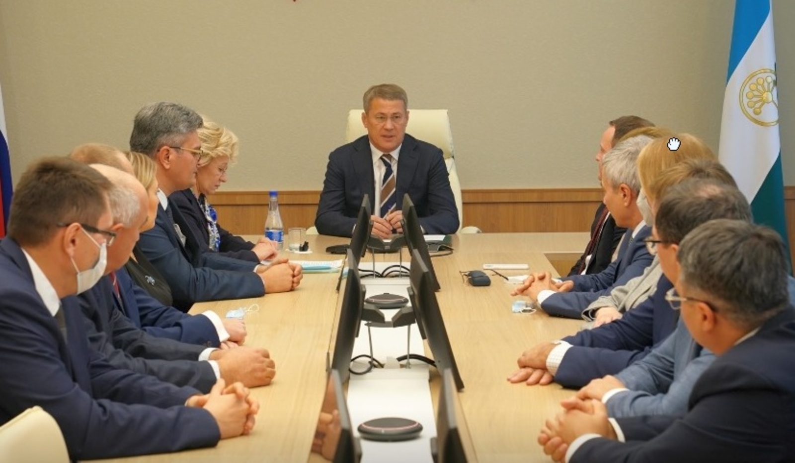 Радий Хабиров встретился с членами Центральной избирательной комиссии Башкортостана
