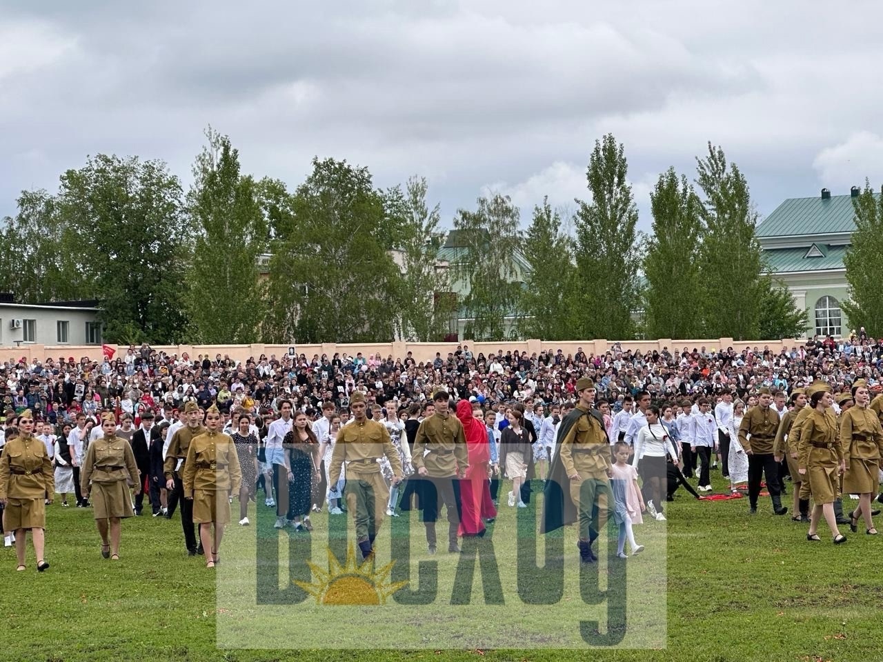 Прошел торжественный митинг