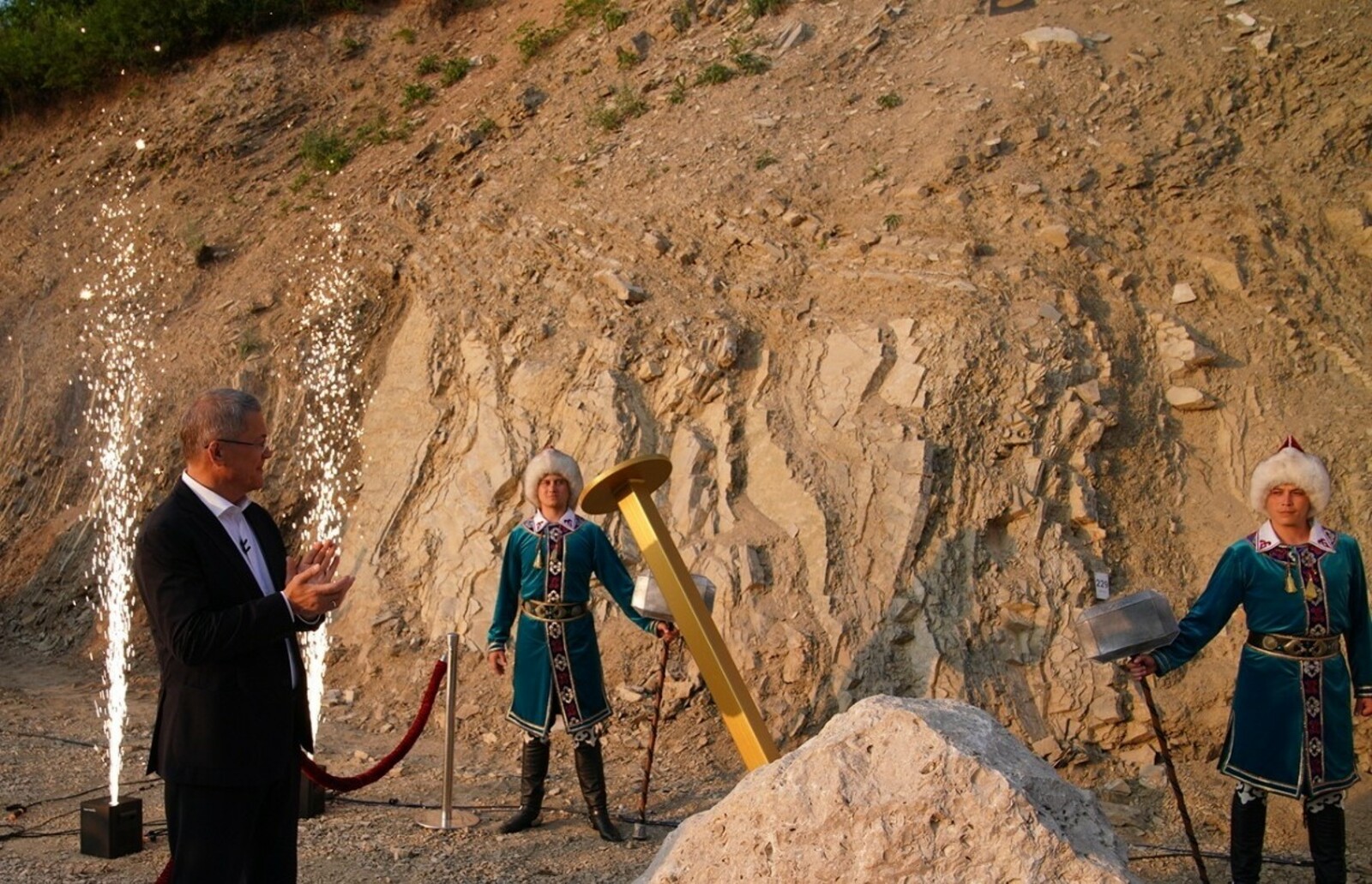 В Башкирии открыли уникальные геологические памятники — «золотые гвозди»