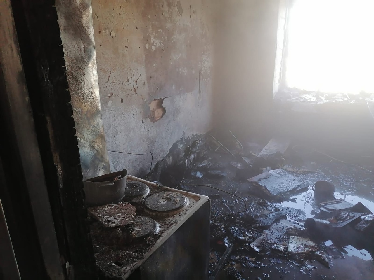 В Ишимбае в квартире многодетной семьи произошёл пожар