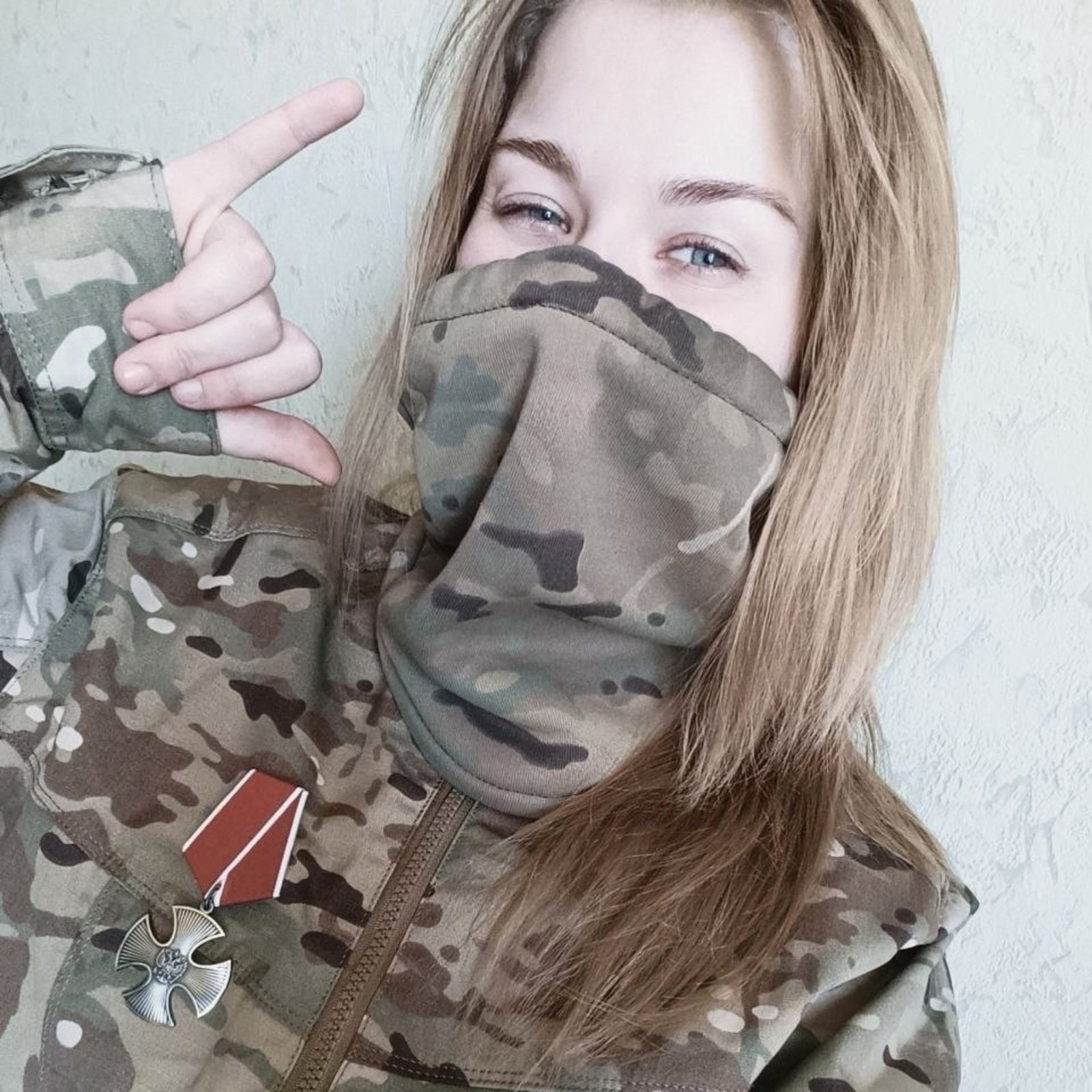 Первая девушка-оператор дронов награждена орденом Мужества за штурм Авдеевки