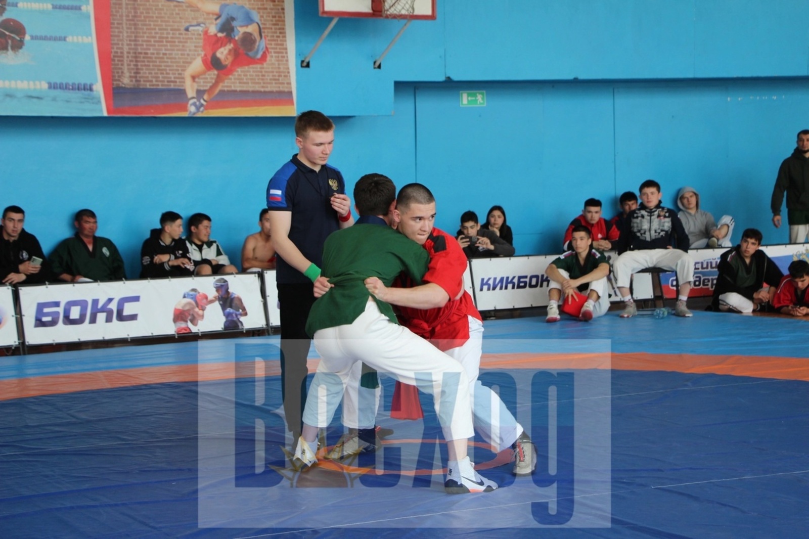 Ишимбайские батыры вошли в тройку сильнейших сельских борцов республики