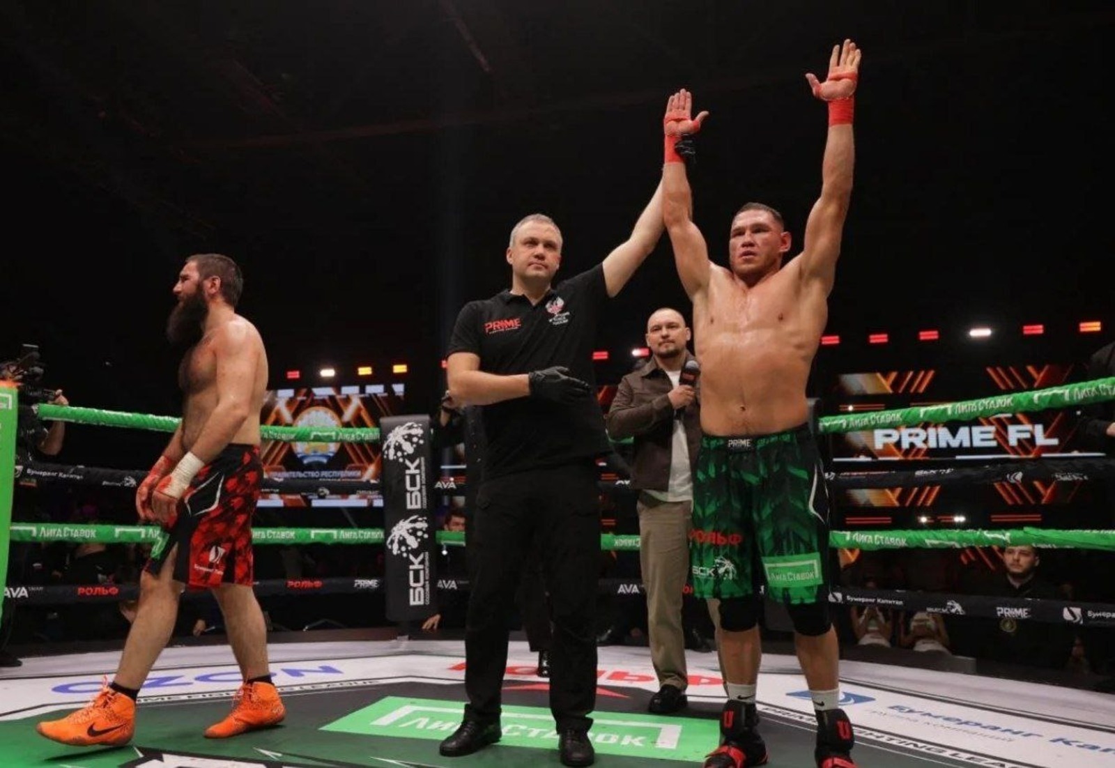 Ишимбаев одолел Шахгириева в главном поединке турнира Prime FL в Уфе