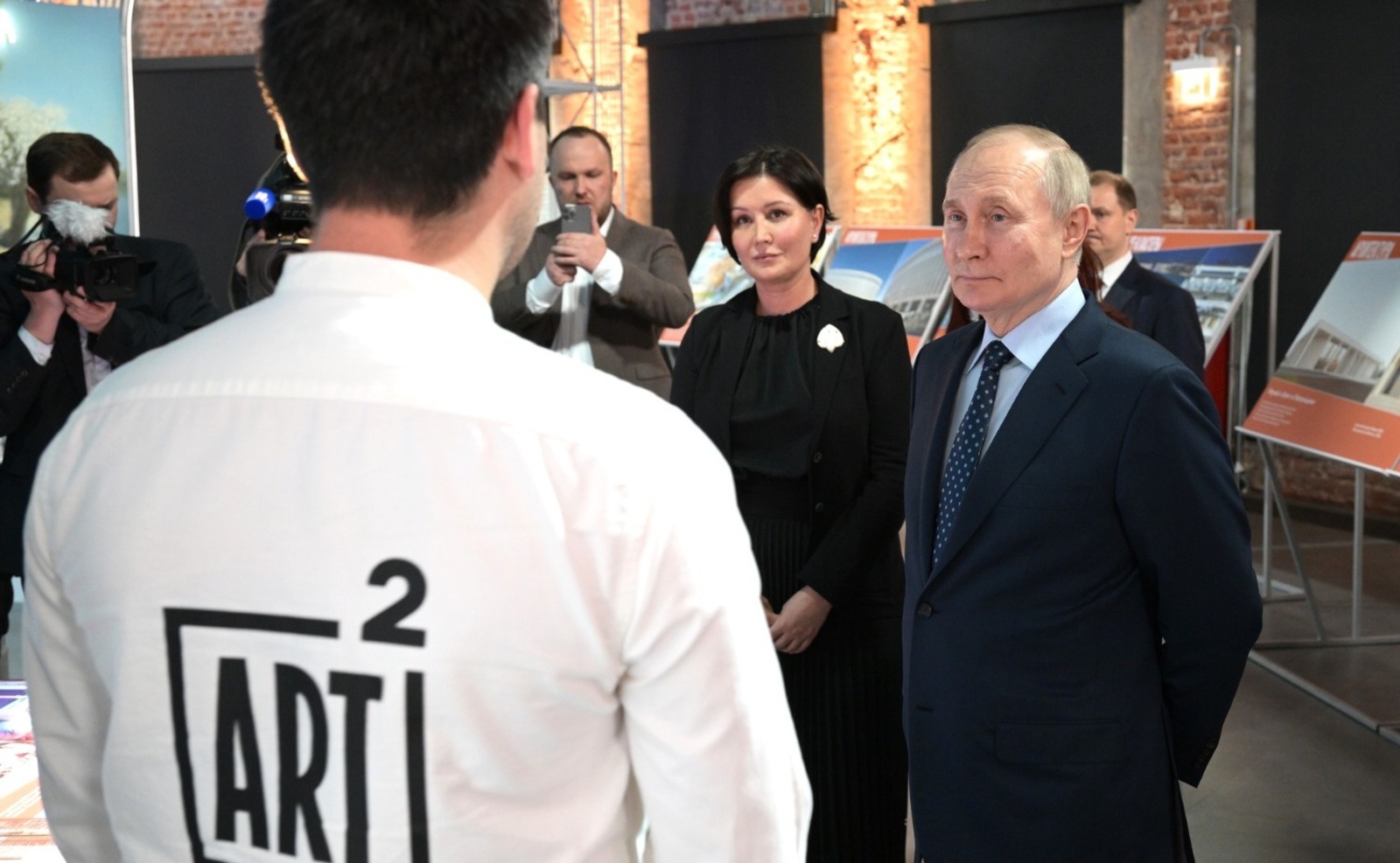 Владимиру Путину представили проект уфимского «Арт-Квадрата»