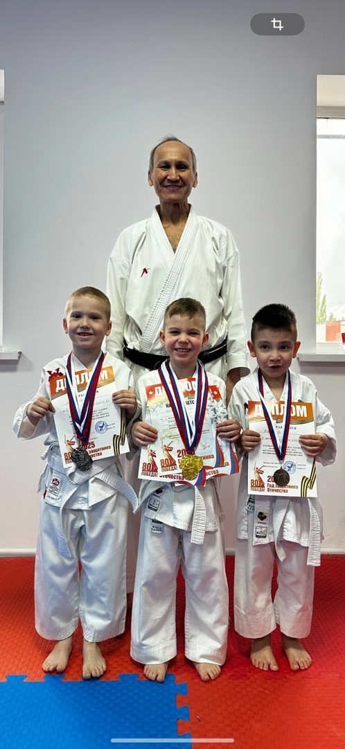 Ишимбайские каратисты увезли из Салавата два десятка наград!