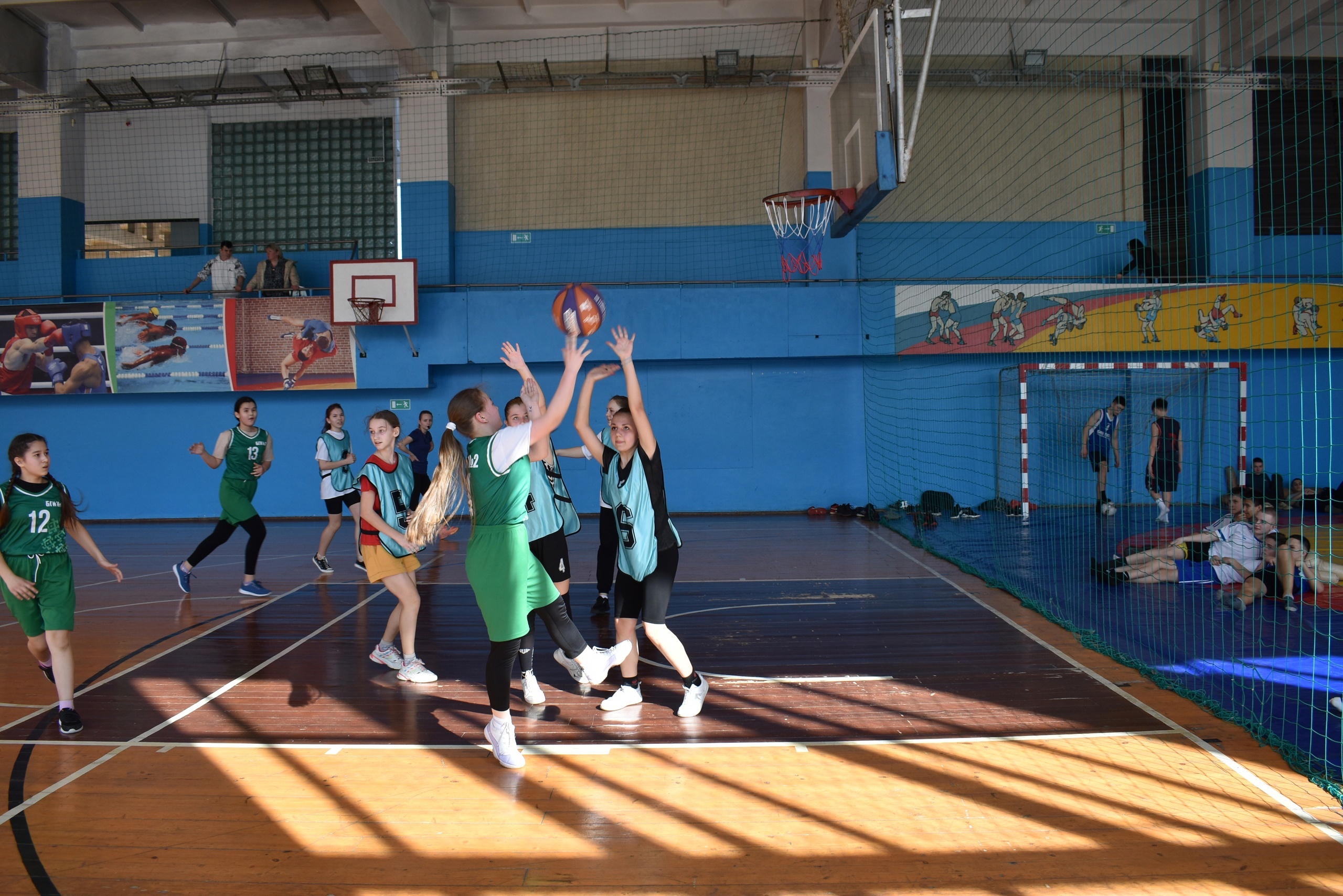 В Ишимбае состоялся финал первенства по баскетболу среди учащихся на Кубок им. Ю.А. Гагарина