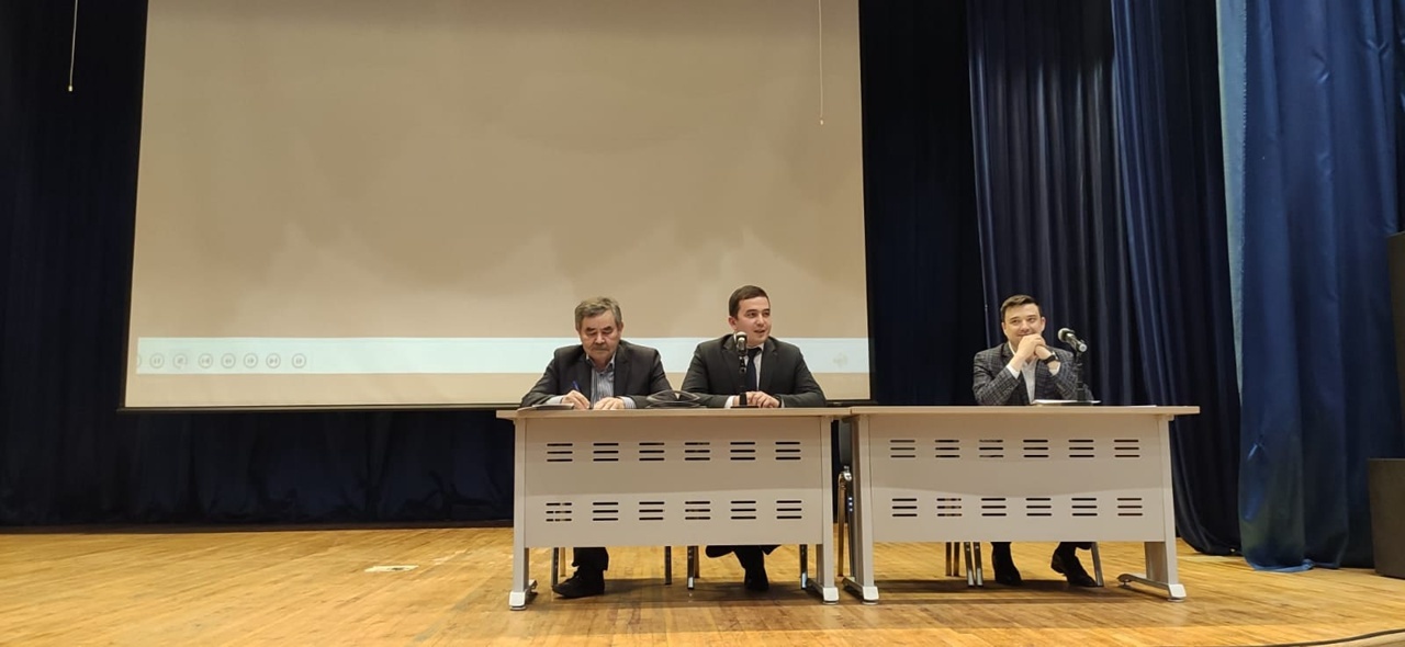 Выпускников Башкирского медуниверситета пригласили в Ишимбайский муниципалитет