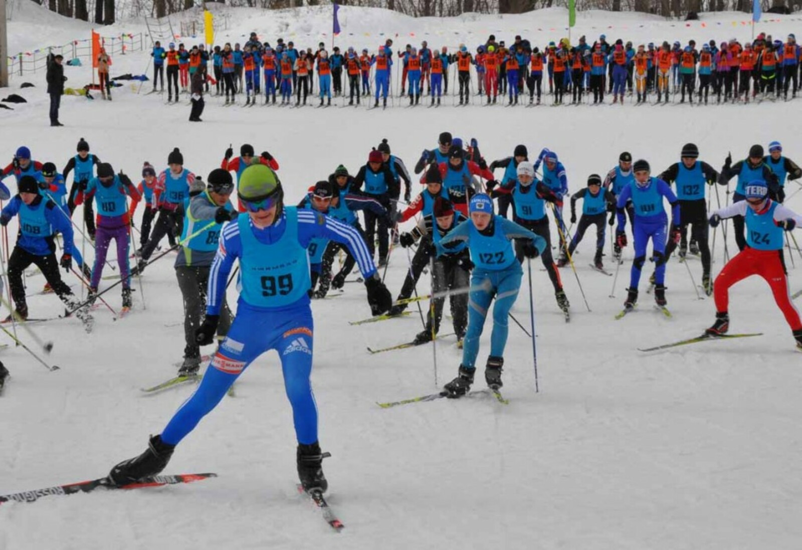 Европа азия лыжный марафон результаты. Лыжный марафон Европа Азия 2022. Ханты-Мансийск лыжный марафон. Лыжный марафон Европа Азия 2024. Лыжные забеги 2022.