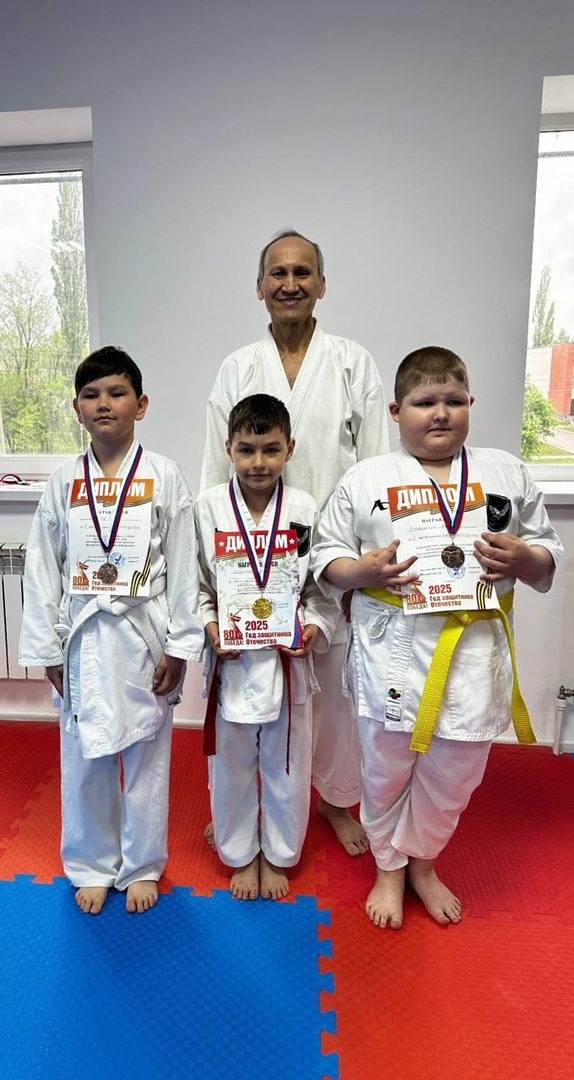 Ишимбайские каратисты увезли из Салавата два десятка наград!