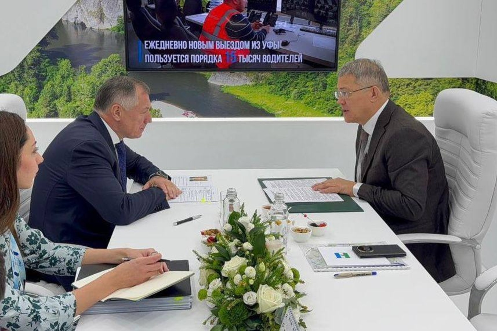 Радий Хабиров провёл деловую встречу с вице-премьером Маратом Хуснуллиным